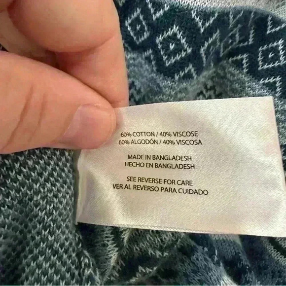 Eddie Bauer Blue Fair Isle Print 1/4 Zip Pullover Sweater Ladies size Medium - Picture 5 of 7